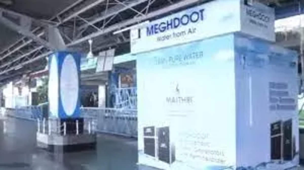 Atmospheric Water Generator in Railway Stations